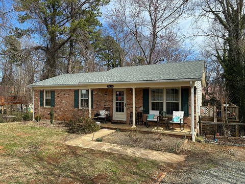 2230 Williamsburg Rd 3 Beds Apartment for Rent
