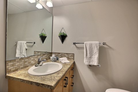 2345 Broad Street Studio-2 Beds Apartment for Rent - Photo Gallery 14