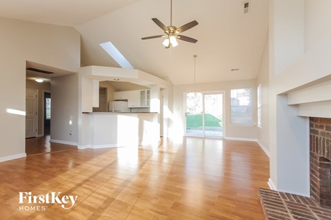 6627 Flat Creek Drive 3 Beds Apartment for Rent