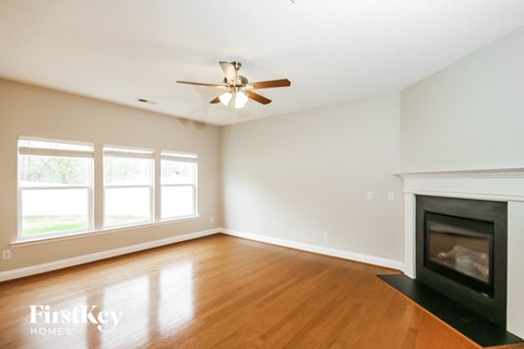 9626 Falling Stream Drive 3 Beds Apartment for Rent