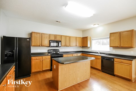 9626 Falling Stream Drive 3 Beds Apartment for Rent
