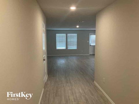 8710 Braun Shelf 4 Beds Apartment for Rent