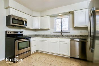 311 Croydon Lane 4 Beds House for Rent - Photo Gallery 5