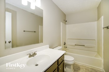 2544 Willowgate Road 3 Beds House for Rent - Photo Gallery 13