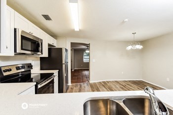 2119 ALARIC 3 Beds House for Rent - Photo Gallery 6