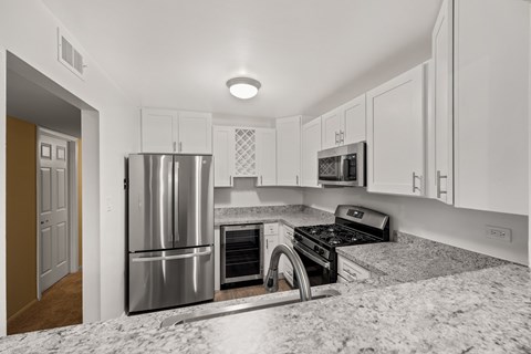 7337 Northgate Way Unit 3 Studio Apartment for Rent