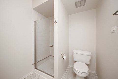 7337 Northgate Way Unit 3 Studio-3 Beds Apartment for Rent - Photo Gallery 25