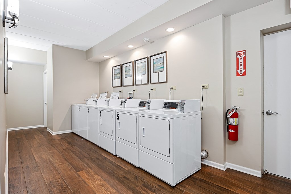 A row of sinks in a bathroom.
