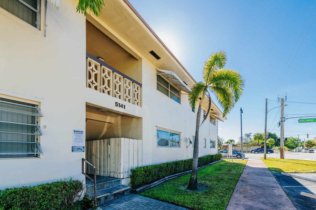 the building in which the apartment is located