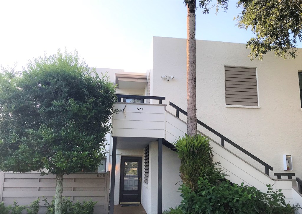 the building in which the apartment is located