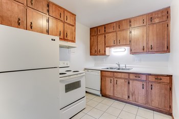 Arden Court Apartments 346 Cleveland Ave Sw New Brighton Mn Rentcafe