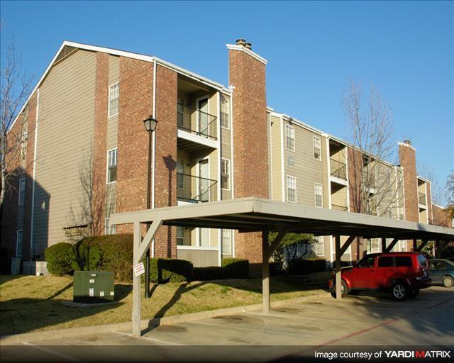 Towne Lake Village Apartments, 4525 West Pioneer Drive