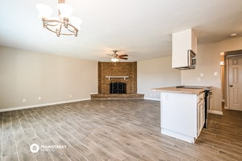 308 ROCKCREST DR 3 Beds House for Rent - Photo Gallery 5