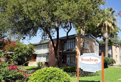 Broadway Front