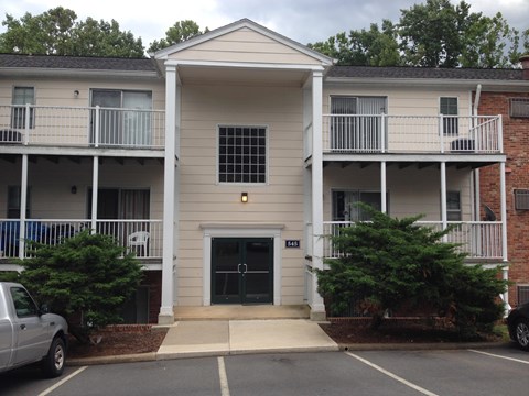 545 Burgoyne Rd, Unit 4 1 Apartment for Rent