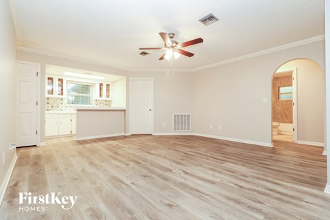 7631 TALL TREE COURT 4 Beds Apartment for Rent