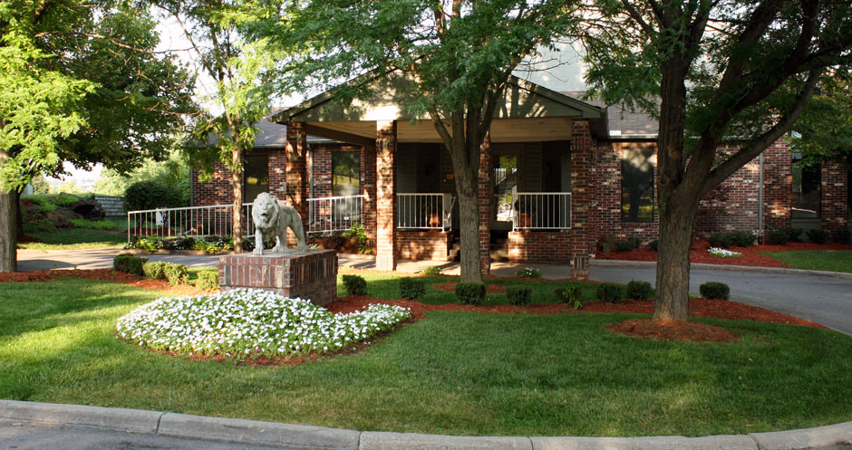 Apartments in northwest Omaha with beautiful landscaping, scenic views, lots of trees, and park-like setting at LionsHead Apartments in Omaha, Nebraska