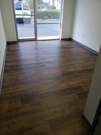6801 University Blvd Studio Apartment for Rent - Photo Gallery 2