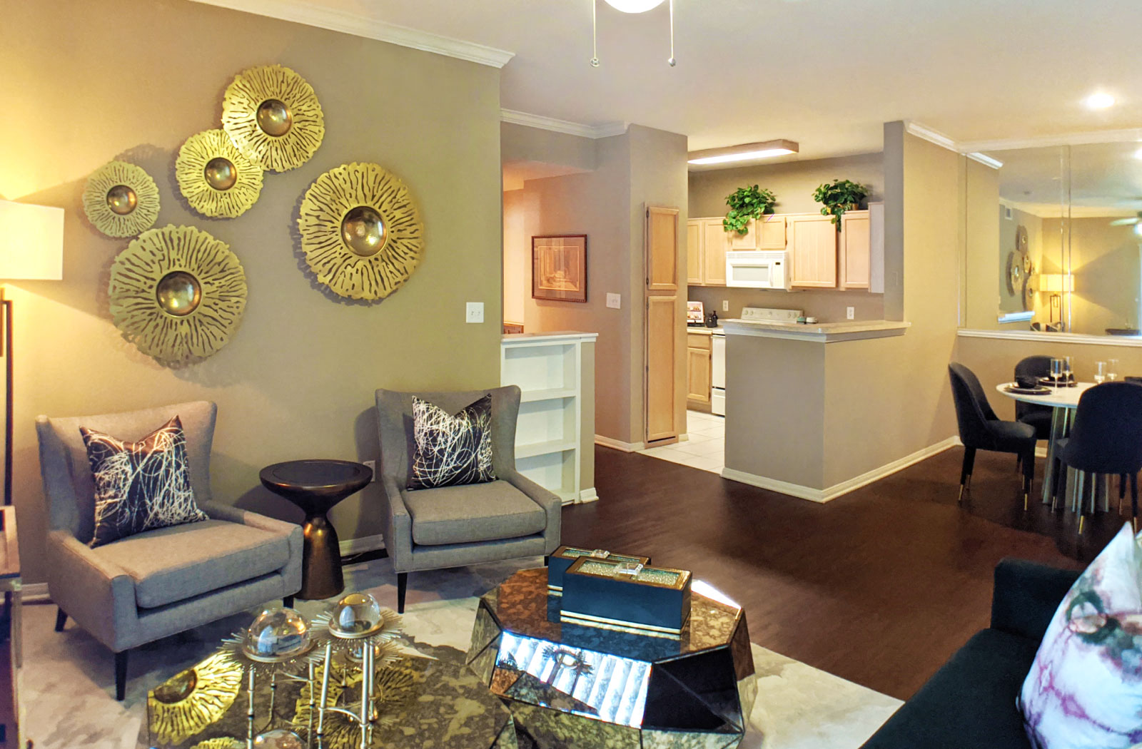Kensington Square Apartments | Apartments in Dallas, TX