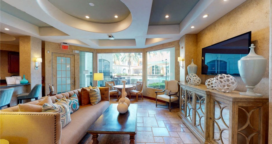 Clubhouse with free wi-fi at Tuscany Court Apartments in Houston.