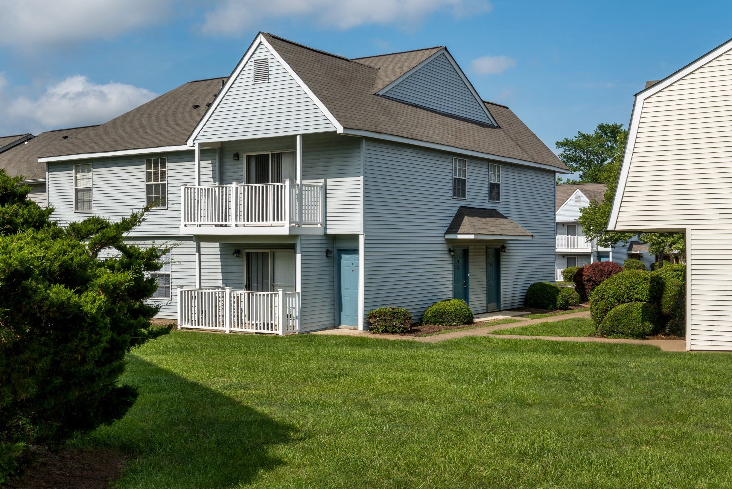 Lakefield Mews Apartments And Townhomes, 4431 Lakefield Mews Dr