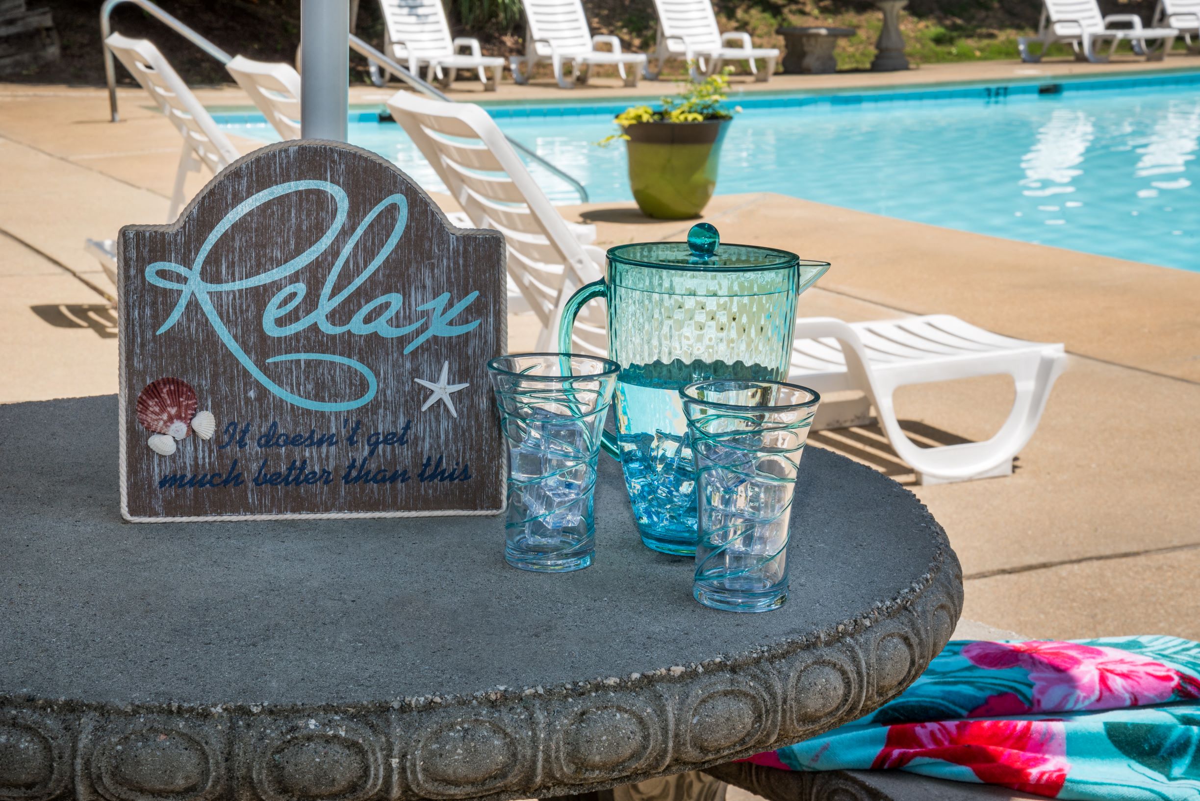 Relax and enjoy the pool!