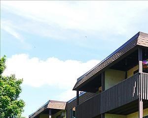 side view of building - Photo Gallery 5