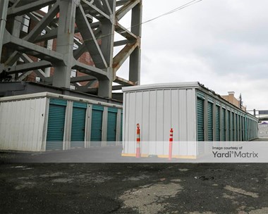 Storage Units for Rent available at 88 9Th Street, Brooklyn, NY 11215