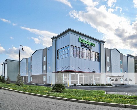 Storage Units for Rent available at 6 Commerce Center Drive, Dover, NJ 07801