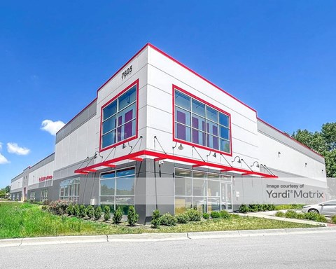 Storage Units for Rent available at 7605 South Quincy Street, Willowbrook, IL 60527