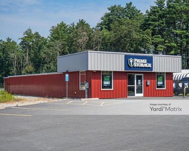 Storage Units for Rent available at 302 Hartford Avenue, Bellingham, MA 02019 Photo Gallery 1