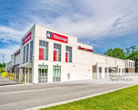 Storage Units for Rent available at 8331 North Green Hills Road, Kansas City, MO 64151