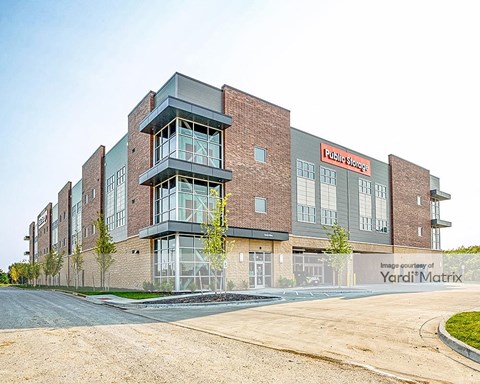 Storage Units for Rent available at 1420 NE Douglas Street, Lee's Summit, MO 64086