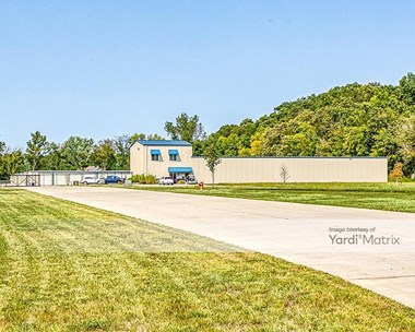 Storage Units for Rent available at 20440 East US 40 Hwy, Blue Springs, MO 64015 Photo Gallery 1