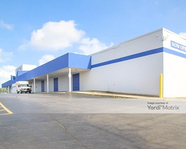Storage Units for Rent available at 5242 Crookshank Road, Cincinnati, OH 45238 - Photo Gallery 1