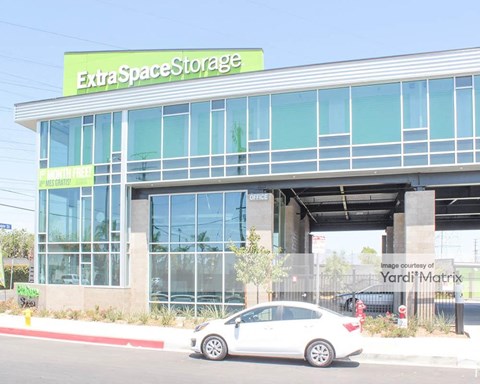 Storage Units for Rent available at 6880 Troost Avenue, North Hollywood, CA 91605