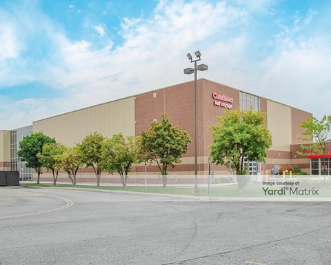 Storage Units for Rent available at 6127 Metropolitan Pkwy, Sterling Heights, MI 48312