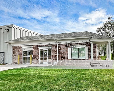 Storage Units for Rent available at 17000 West Rogers Drive, New Berlin, WI 53151