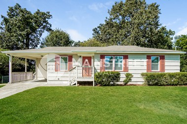 2812 8TH ST NE 3 Beds Apartment for Rent