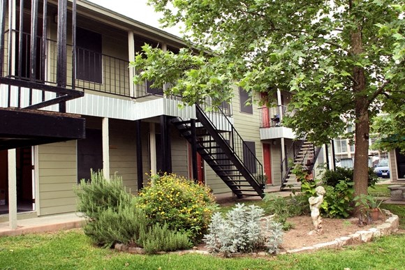 Barton Hills Apartments for Rent Austin, TX RENTCafé