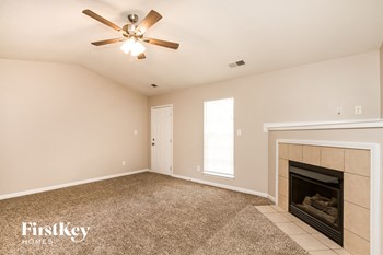 181 Bellelaine Drive 4 Beds House for Rent - Photo Gallery 3
