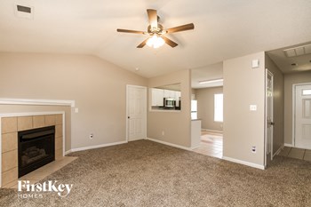 181 Bellelaine Drive 4 Beds House for Rent - Photo Gallery 5