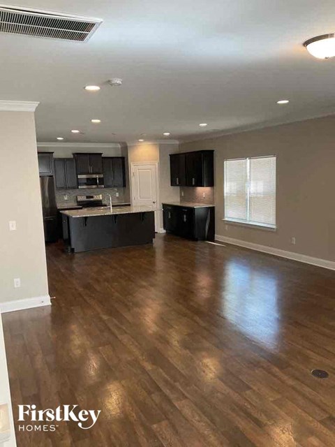 8736 Aspinwall Drive 3 Beds Apartment for Rent