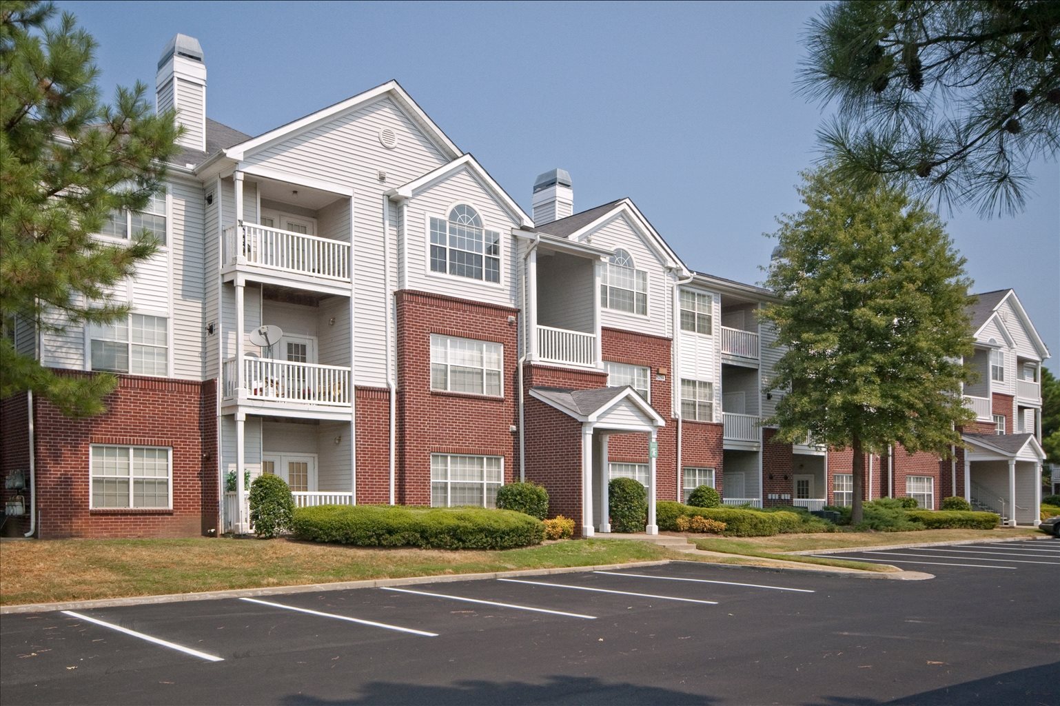 The Registry at Wolfchase Apartments in Cordova, TN