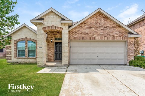 3908 Windy Point Drive 3 Beds Apartment for Rent