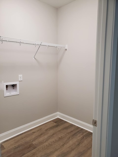 106 Marlow Lane (14) 4 Beds Apartment for Rent