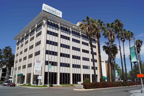 the building in which the hotel is located