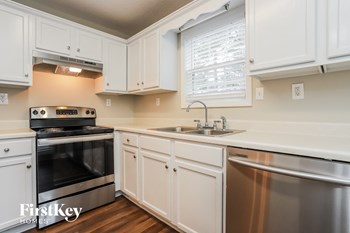167 Roman Drive 3 Beds House for Rent - Photo Gallery 5