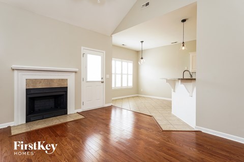 7685 Eagle Lake Road 3 Beds Apartment for Rent