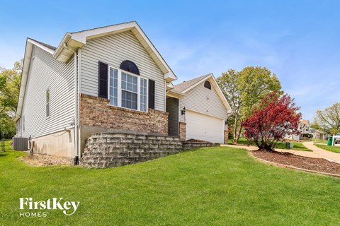 650 Silver Maple Drive 3 Beds Apartment for Rent
